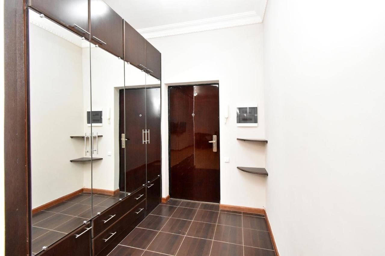 Prime 2 Bedroom In The Center Of Yerevan,near Republic Square *