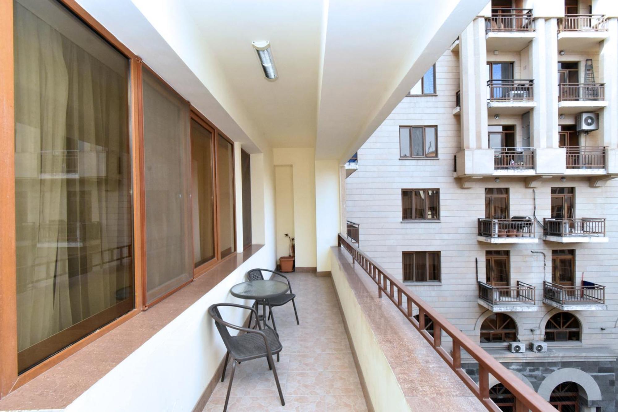 Prime 2 Bedroom In The Center Of Yerevan,near Republic Square Apartment *